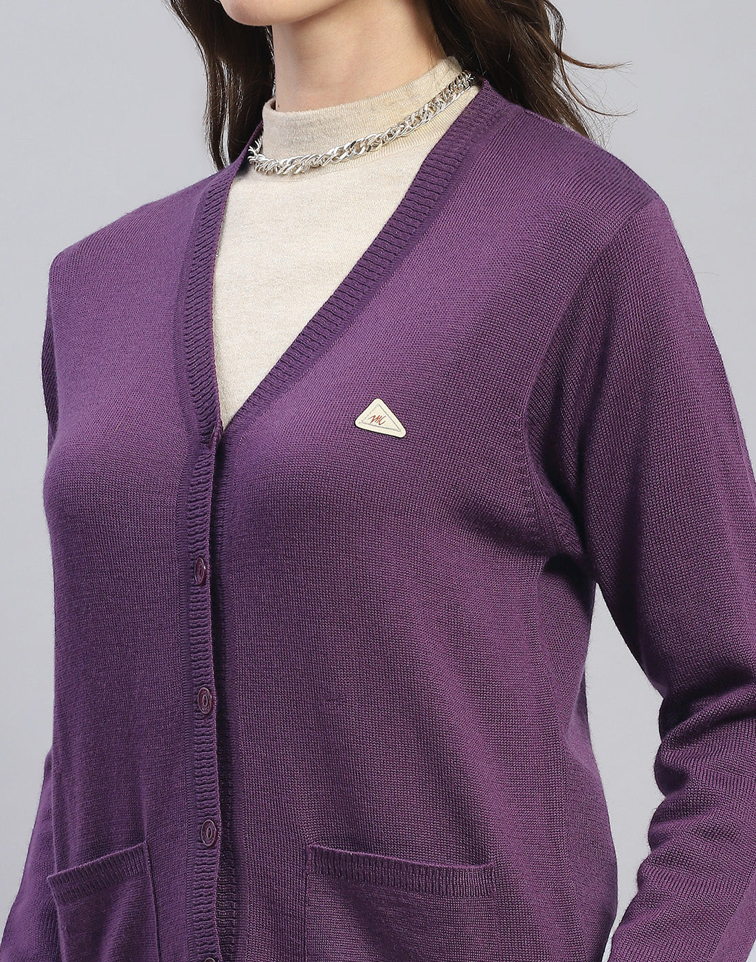 Women Purple Solid V Neck Full Sleeve Cardigan - Image 7