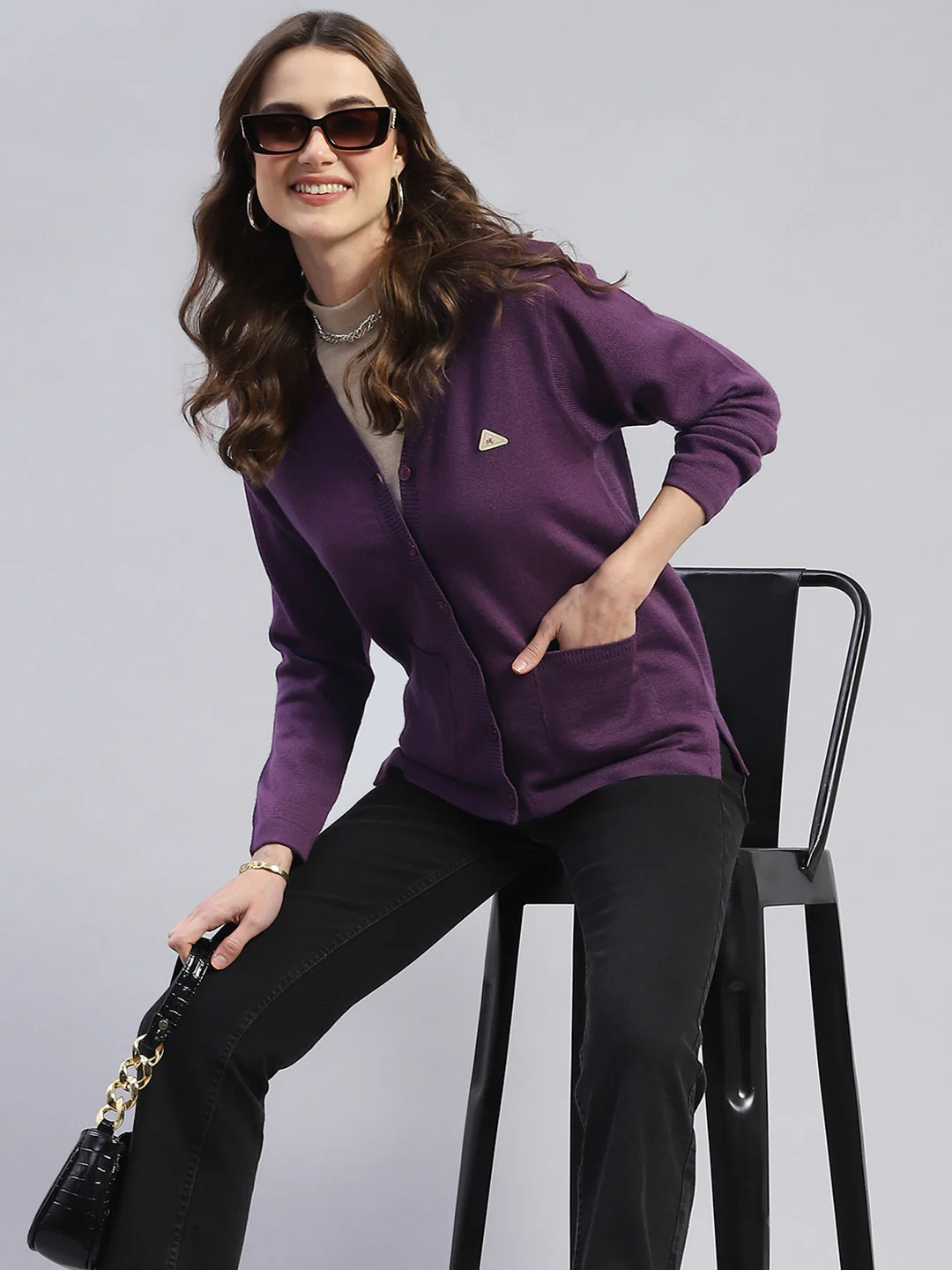 Women Purple Solid V Neck Full Sleeve Cardigan - Image 6