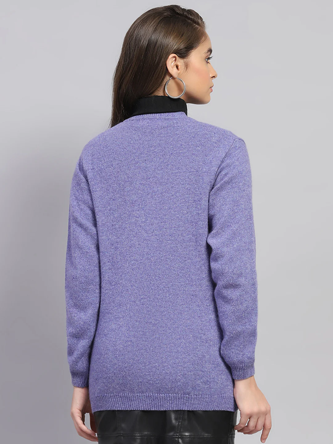 Women Purple Solid V Neck Full Sleeve Cardigan - Image 4