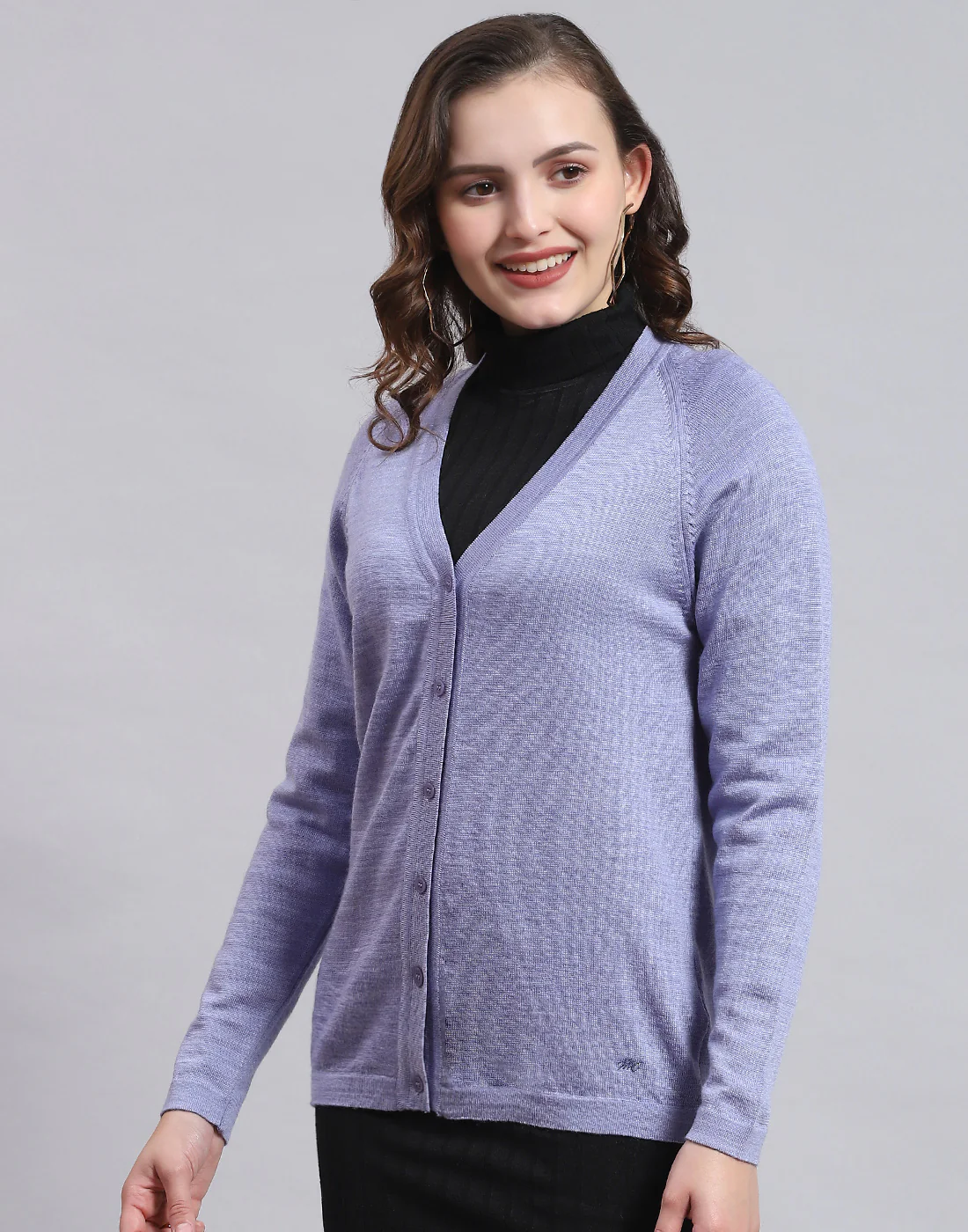 Women Purple Solid V Neck Full Sleeve Sweater - Image 4