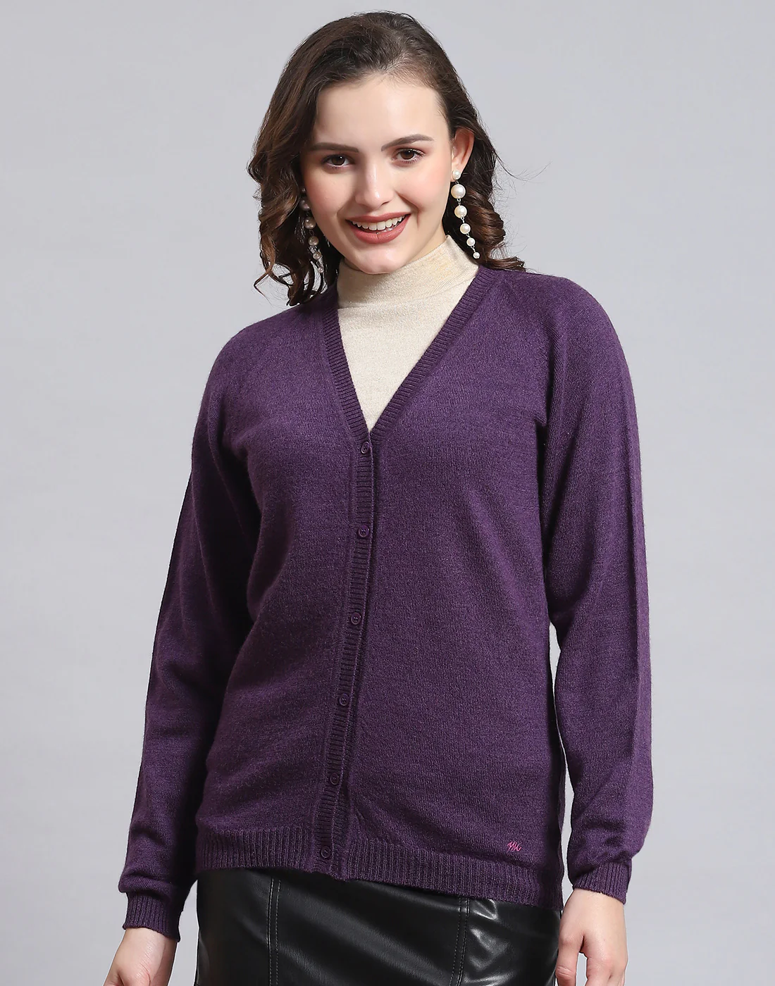 Women Purple Solid V Neck Full Sleeve Sweater - Image 2