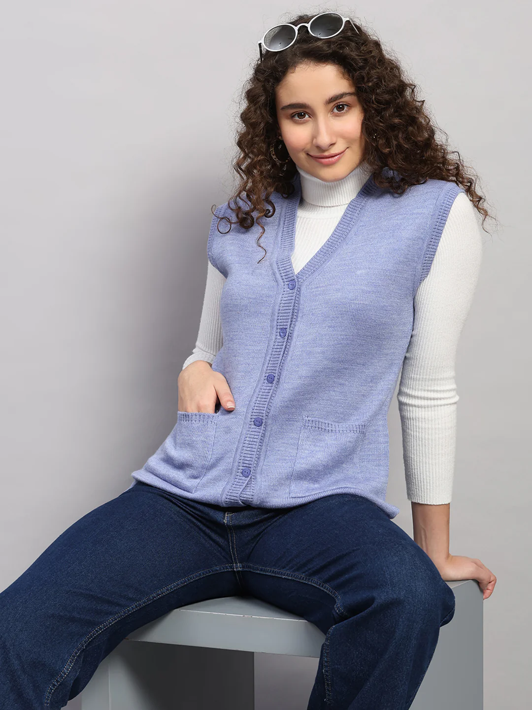 Women Purple Solid V Neck Sleeveless Cardigan - Image 6