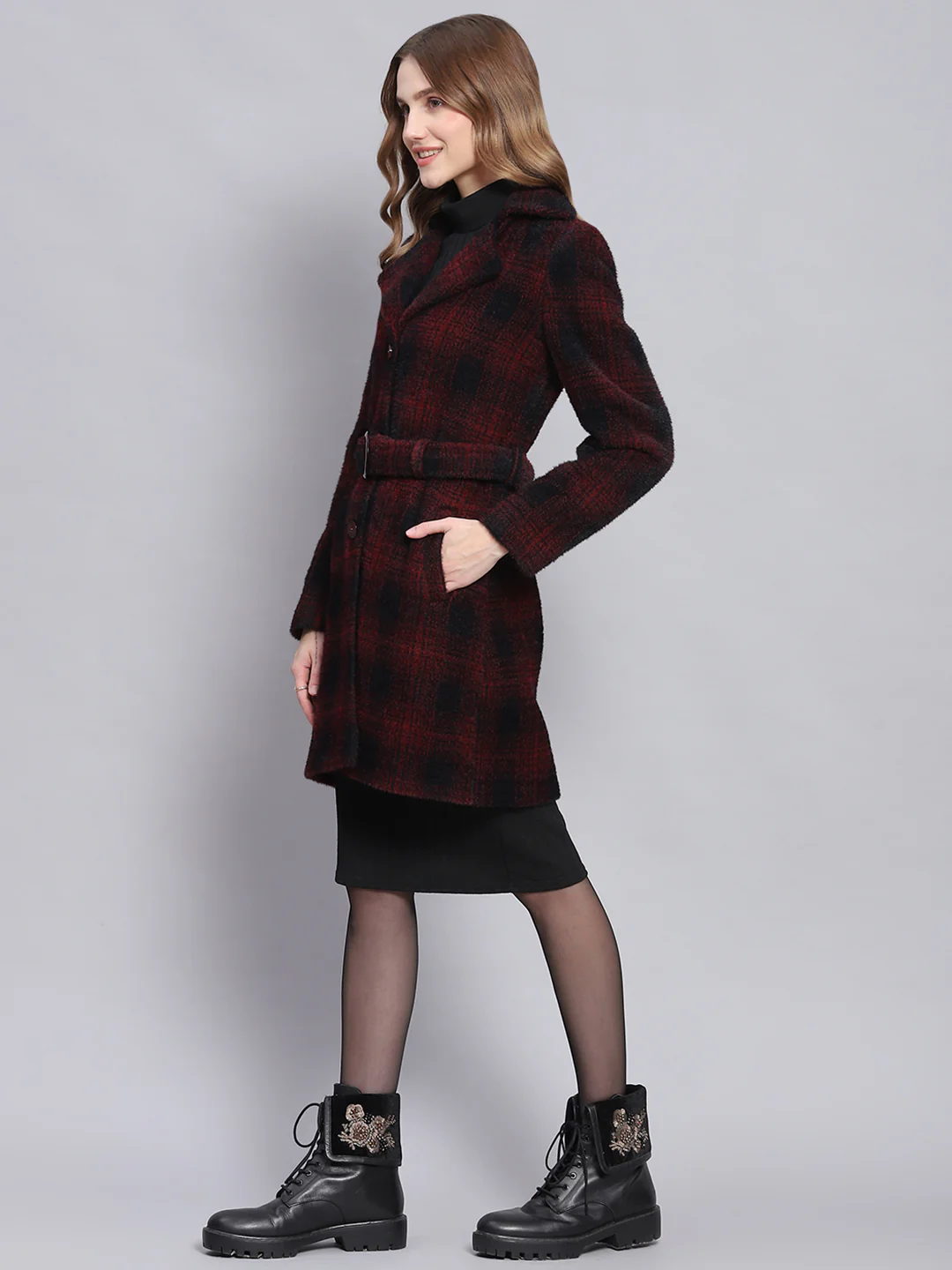 Women Red Check Lapel Collar Full Sleeve Coats - Image 4