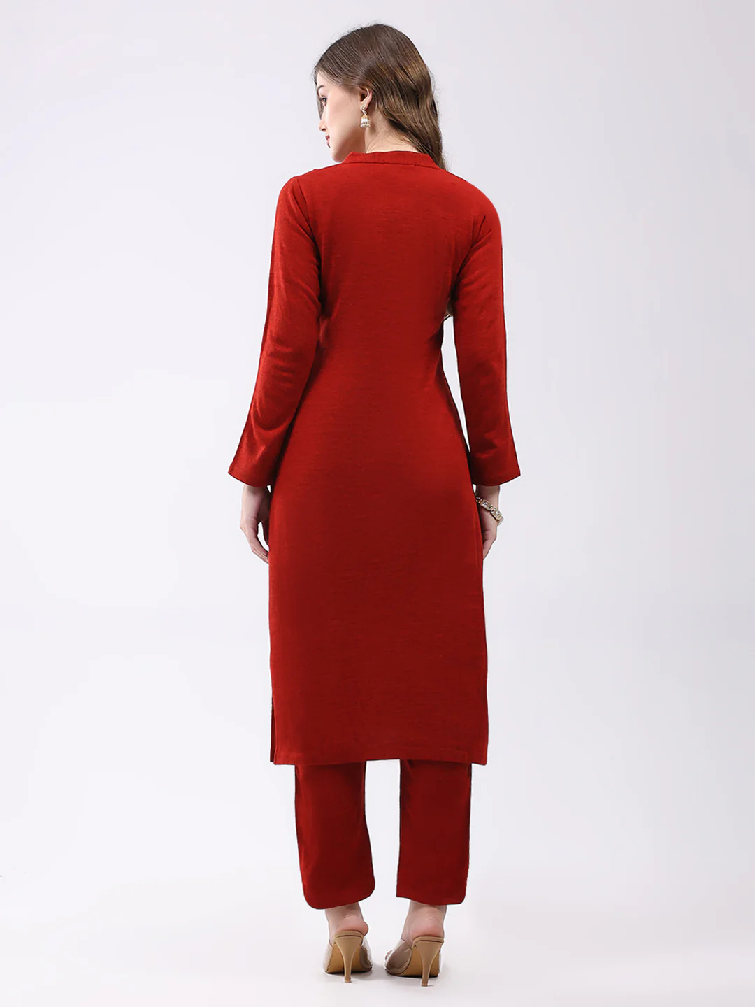 Women Red Self Design Round Neck Full Sleeve Kurti Set for Winter - Image 5