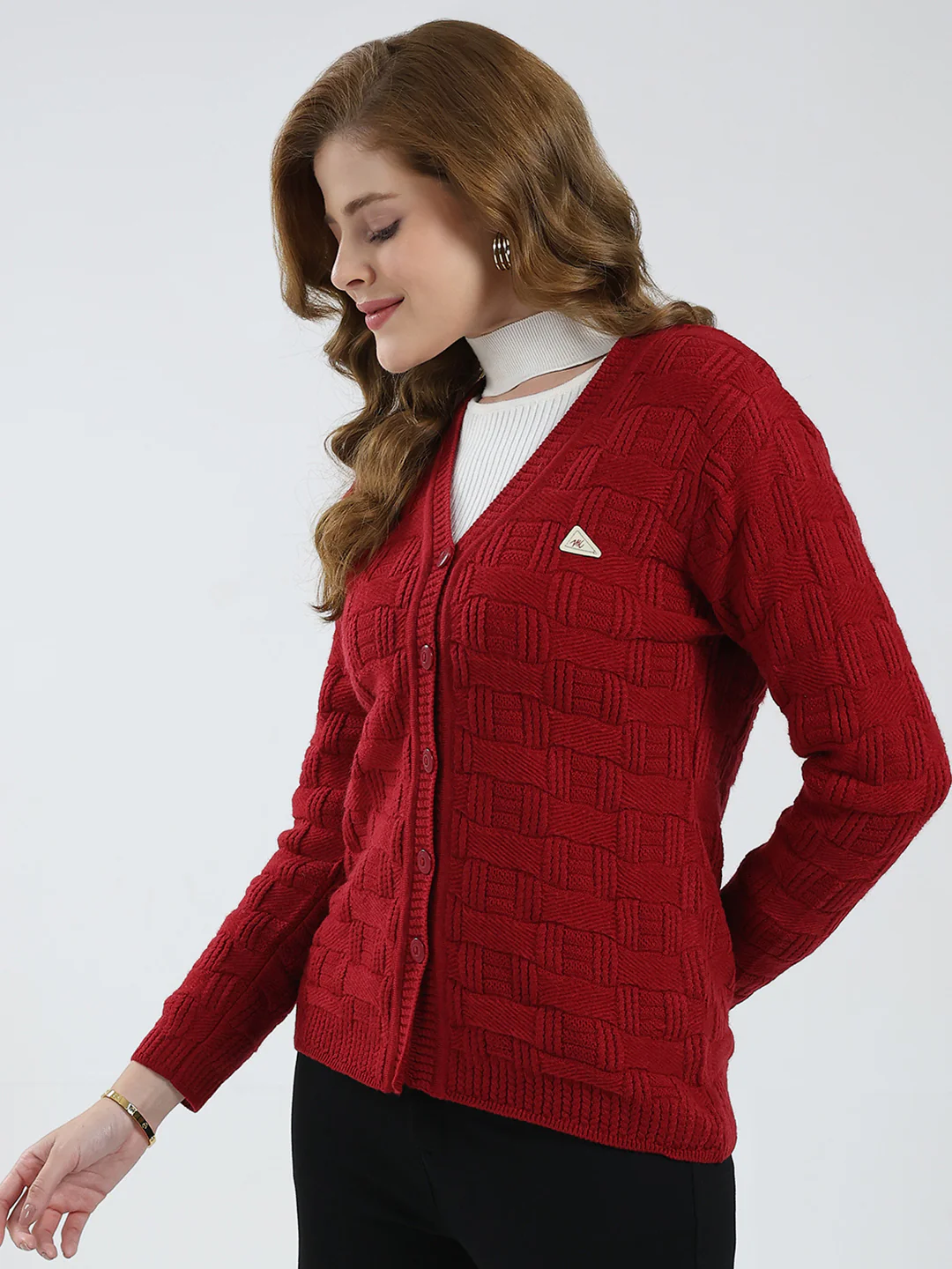 Women Red Self Design V Neck Full Sleeve Cardigan - Image 3