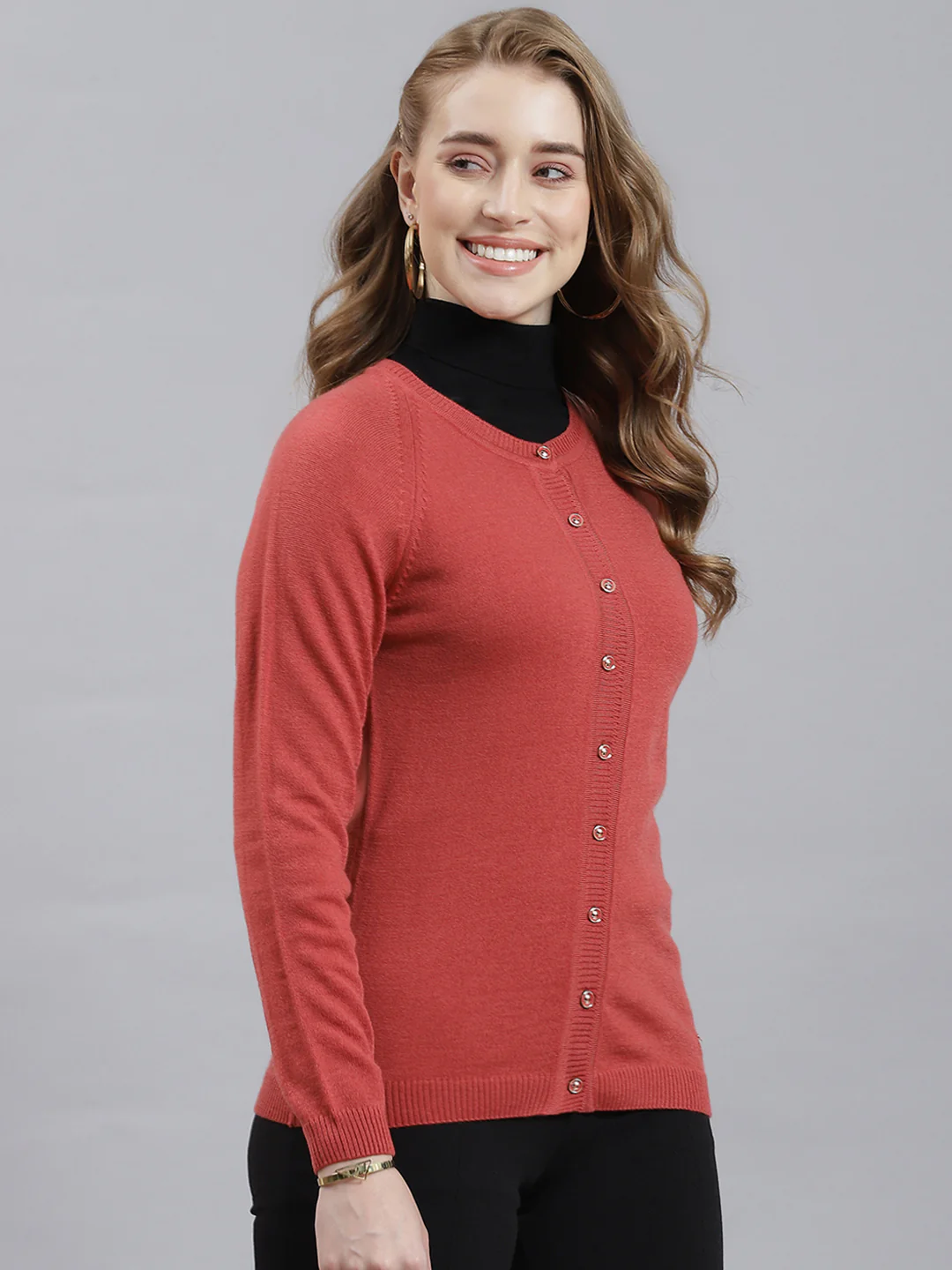 Women Red Solid Cardigan - Image 3