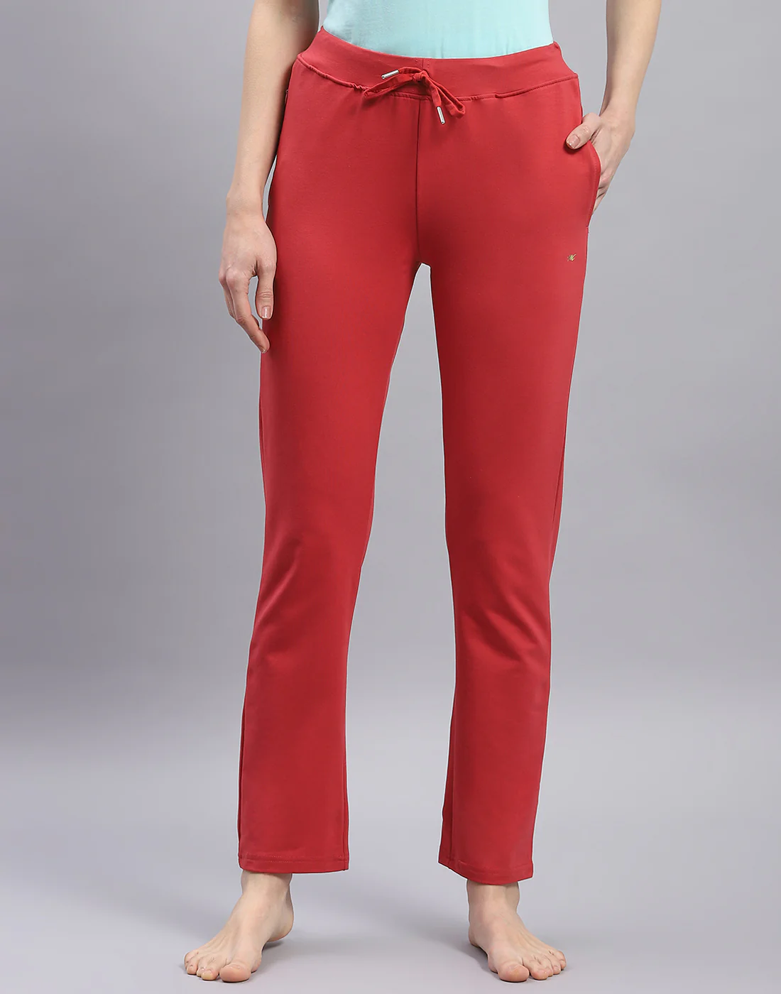 Women Red Solid Regular Fit Lower - Image 3
