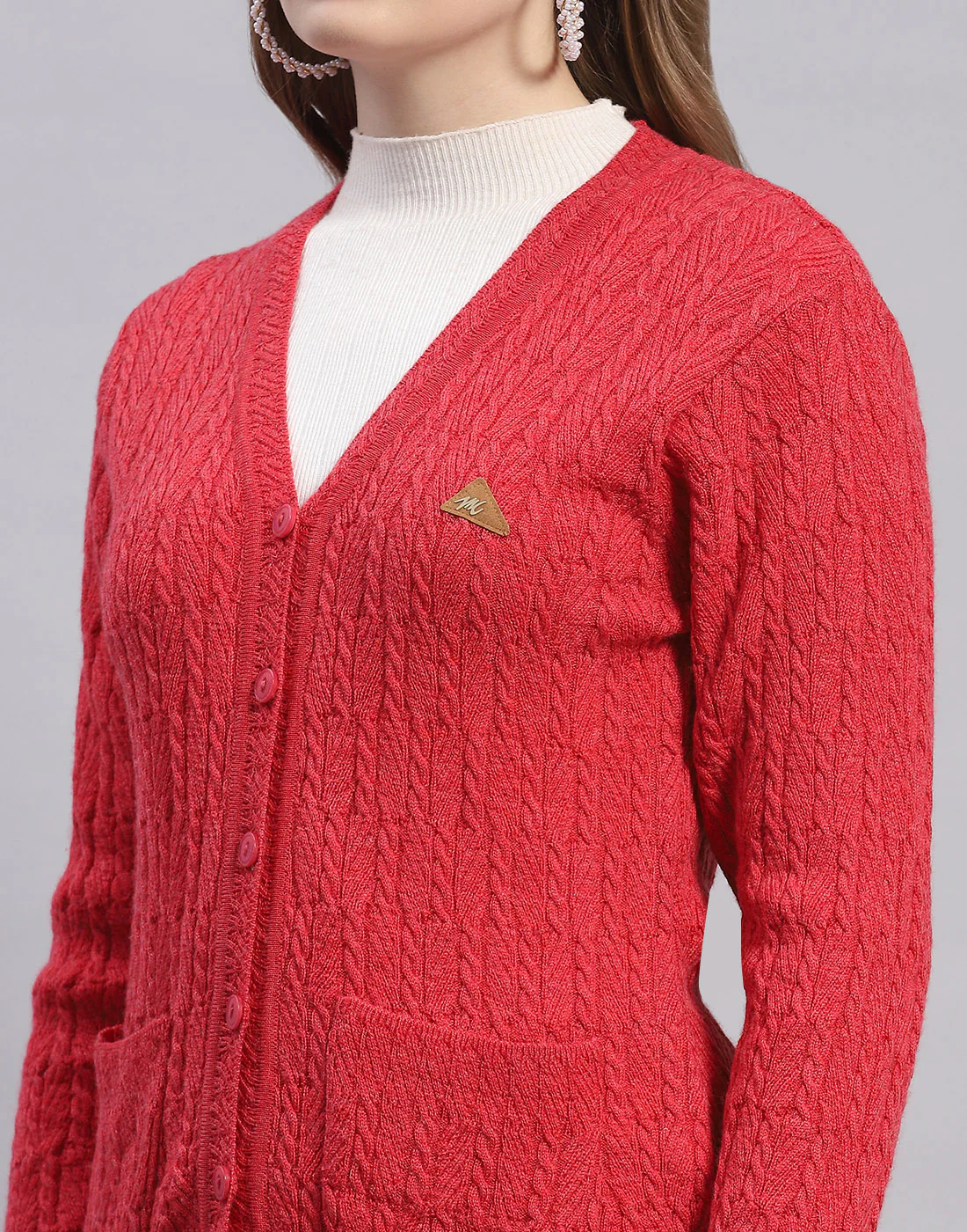 Women Red Solid V Neck Full Sleeve Cardigan - Image 6