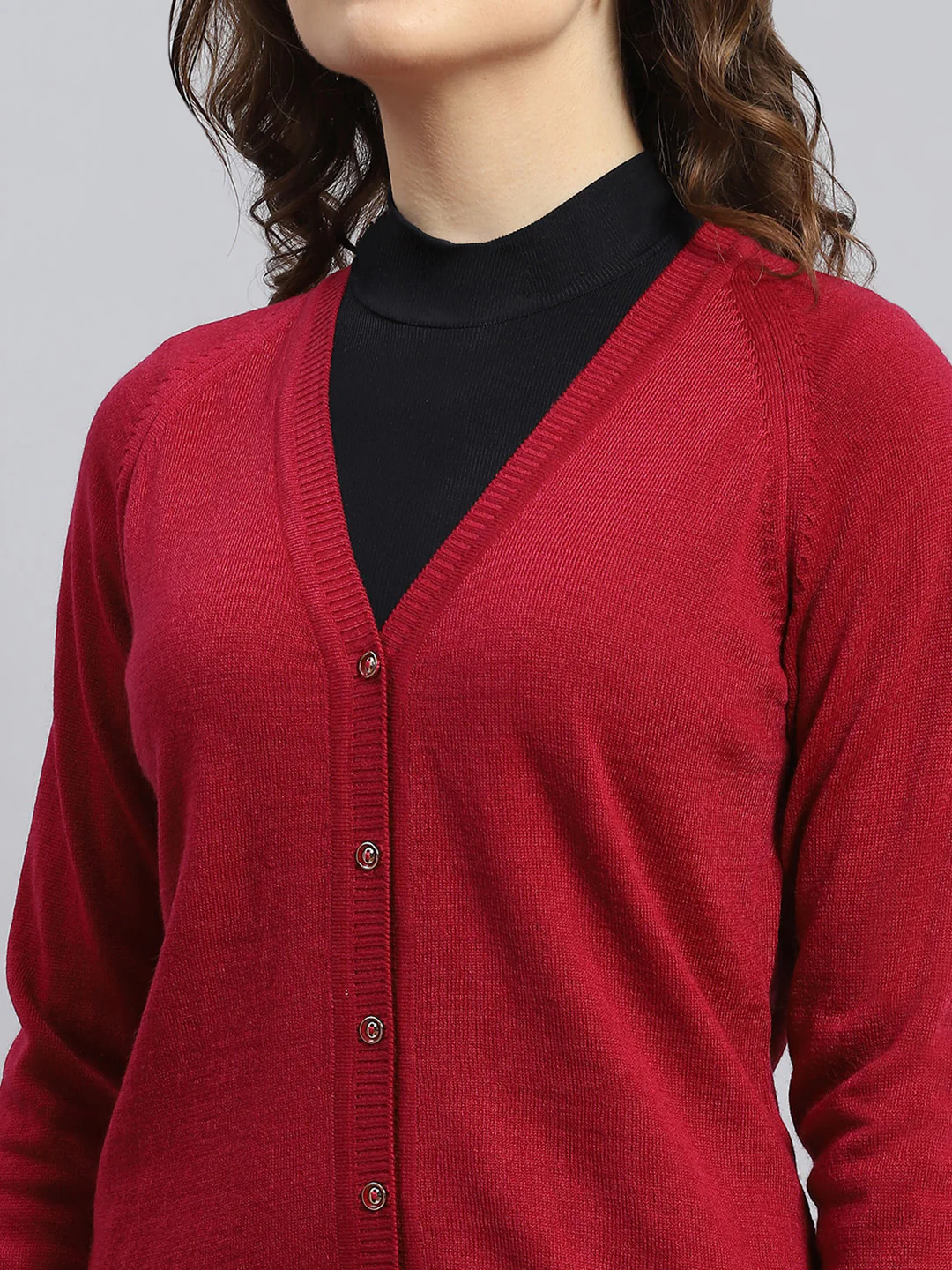 Women Red Solid V Neck Full Sleeve Cardigans - Image 6