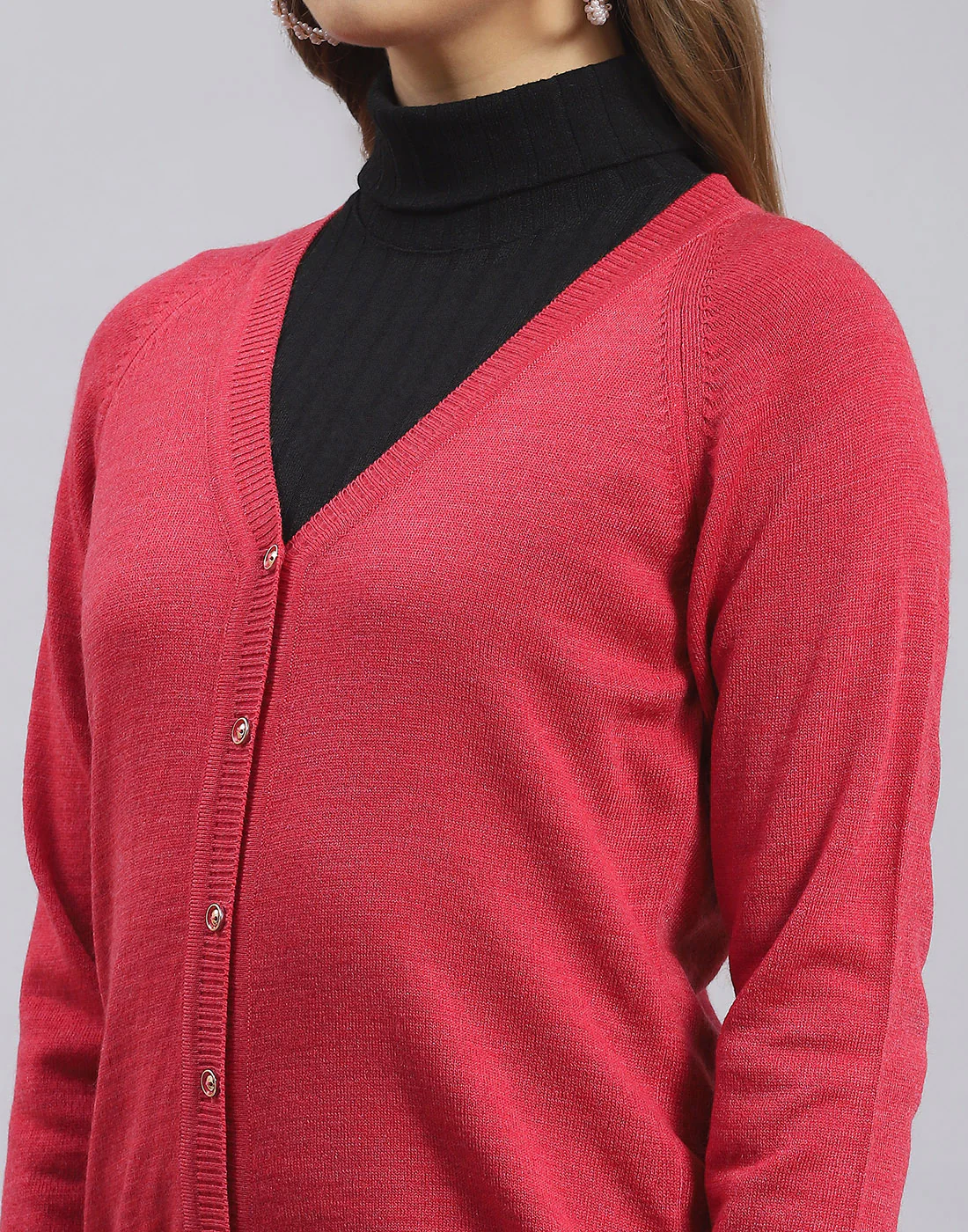 Women Red Solid V Neck Full Sleeve Sweater - Image 6