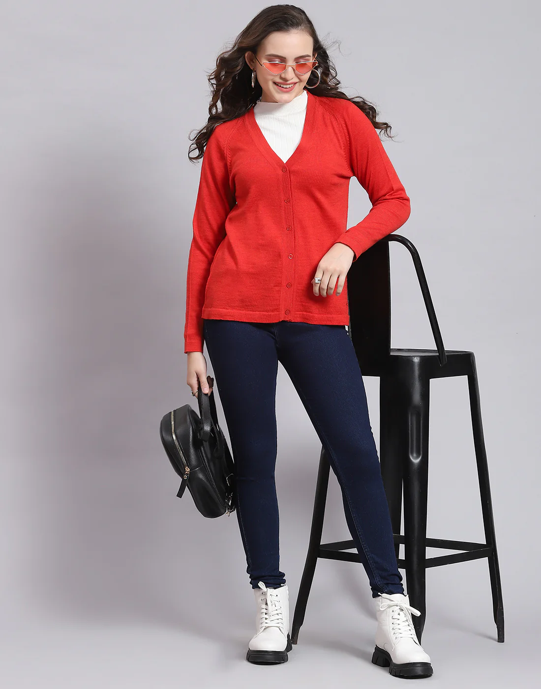 Women Red Solid V Neck Full Sleeve Sweater - Image 3