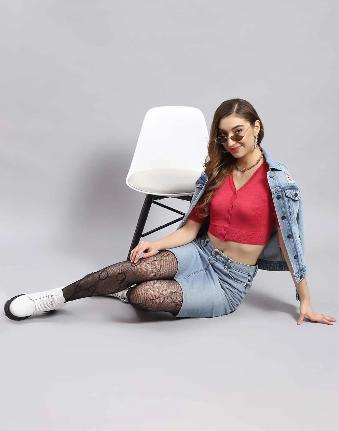 Women Red Solid V Neck Half Sleeve Blouse - Image 3
