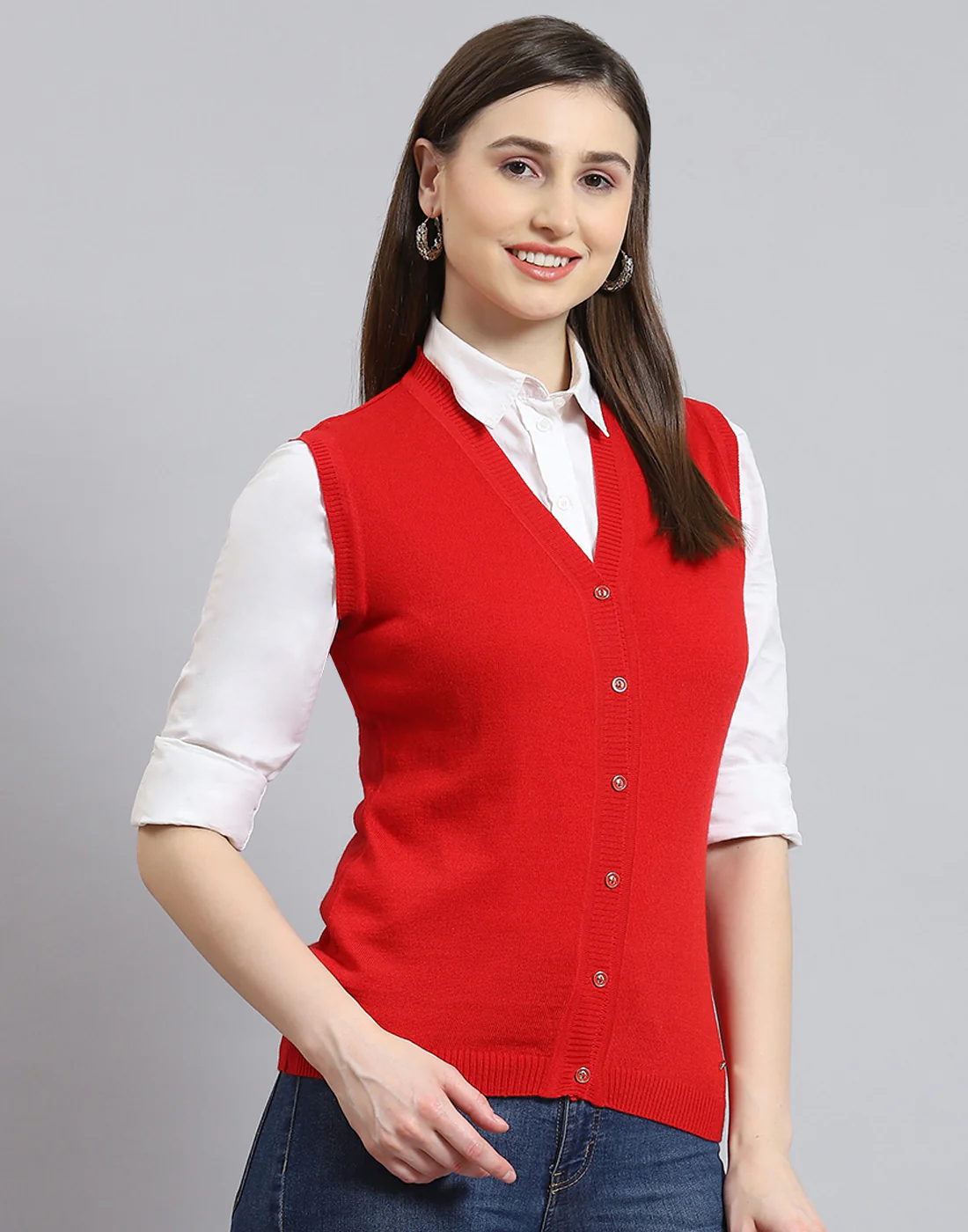 Women Red Solid V Neck Sleeveless Cardigan - Image 4