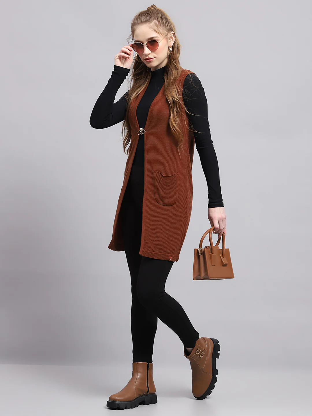 Women Rust Self Design Front Open Sleeveless Cardigan - Image 2