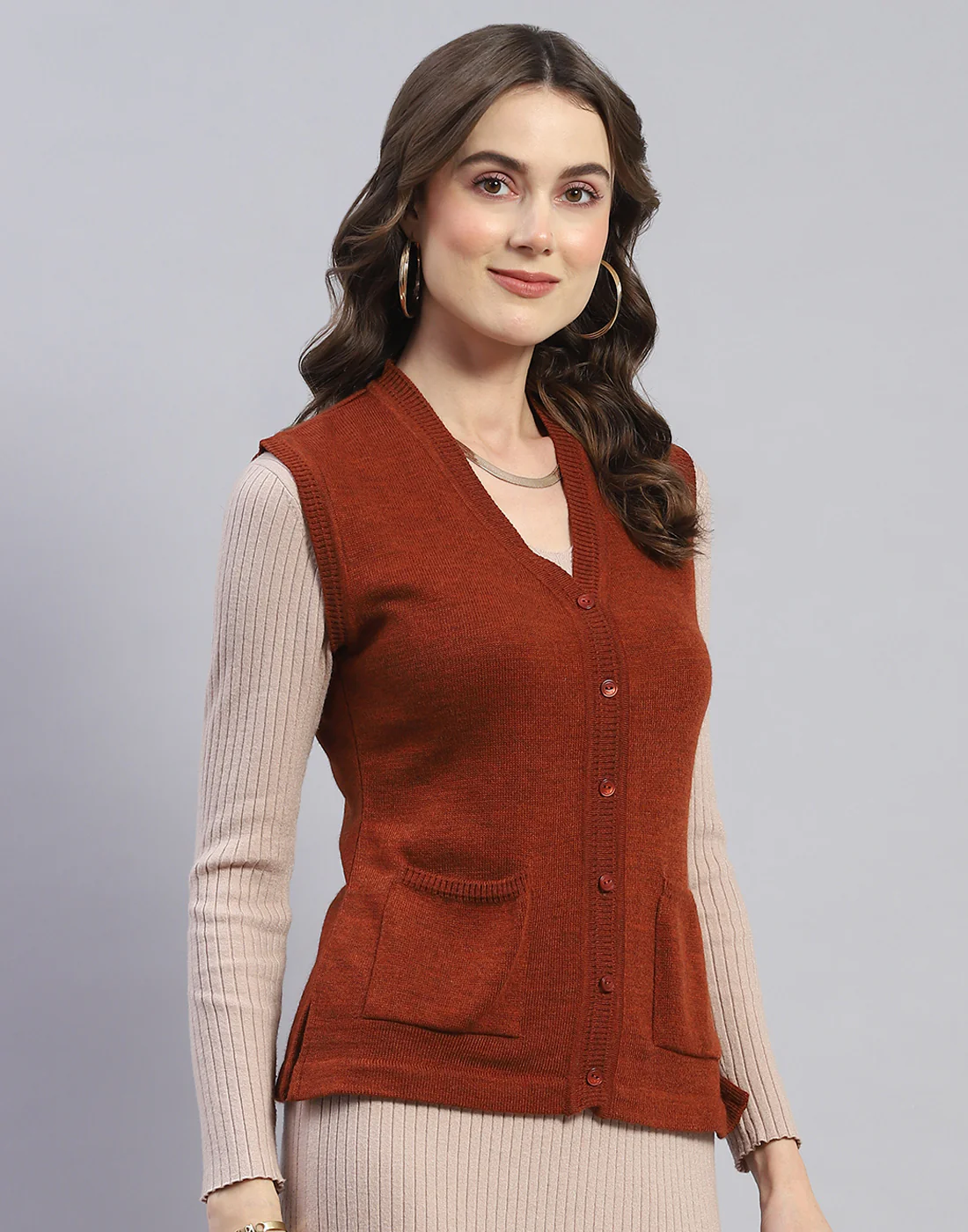 Women Rust Solid V Neck Sleeveless Cardigan - Image 4