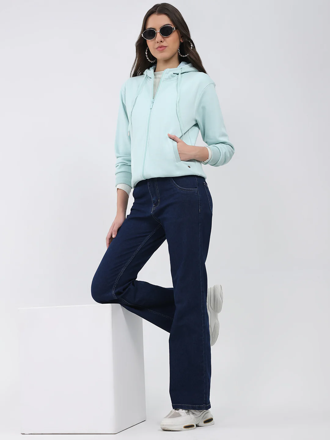 Women Sea Green Solid Hooded Full Sleeve Sweatshirt - Image 2