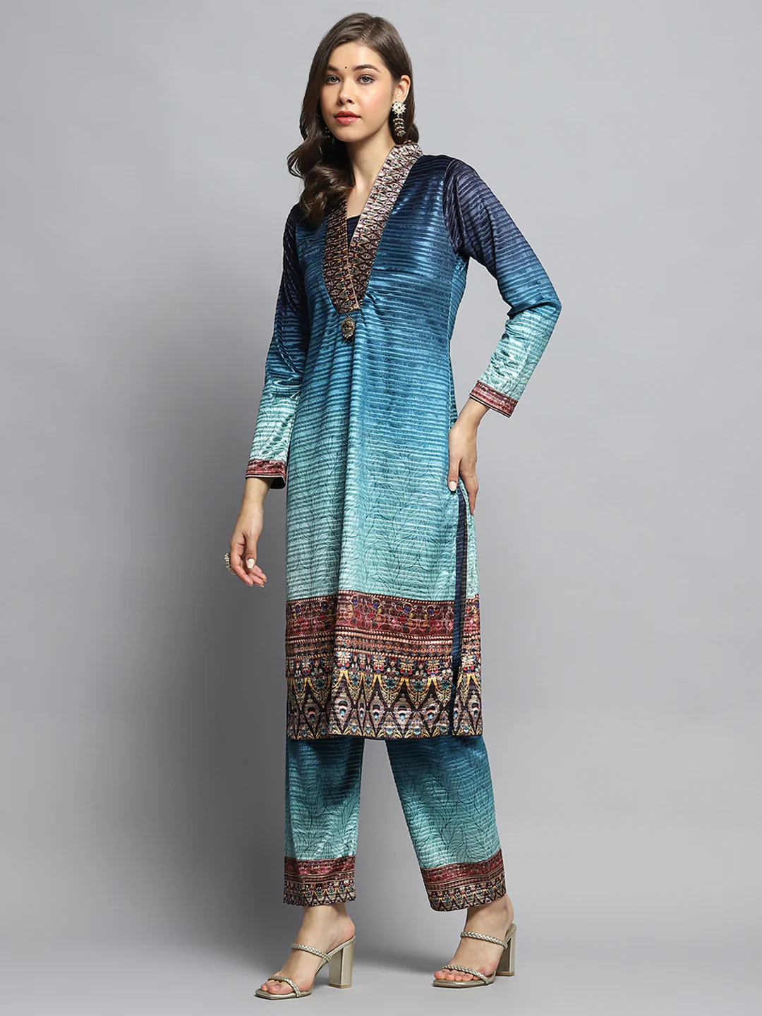 Women Sky Blue Self Design V Neck Full Sleeve Kurti Set with Bag - Image 5