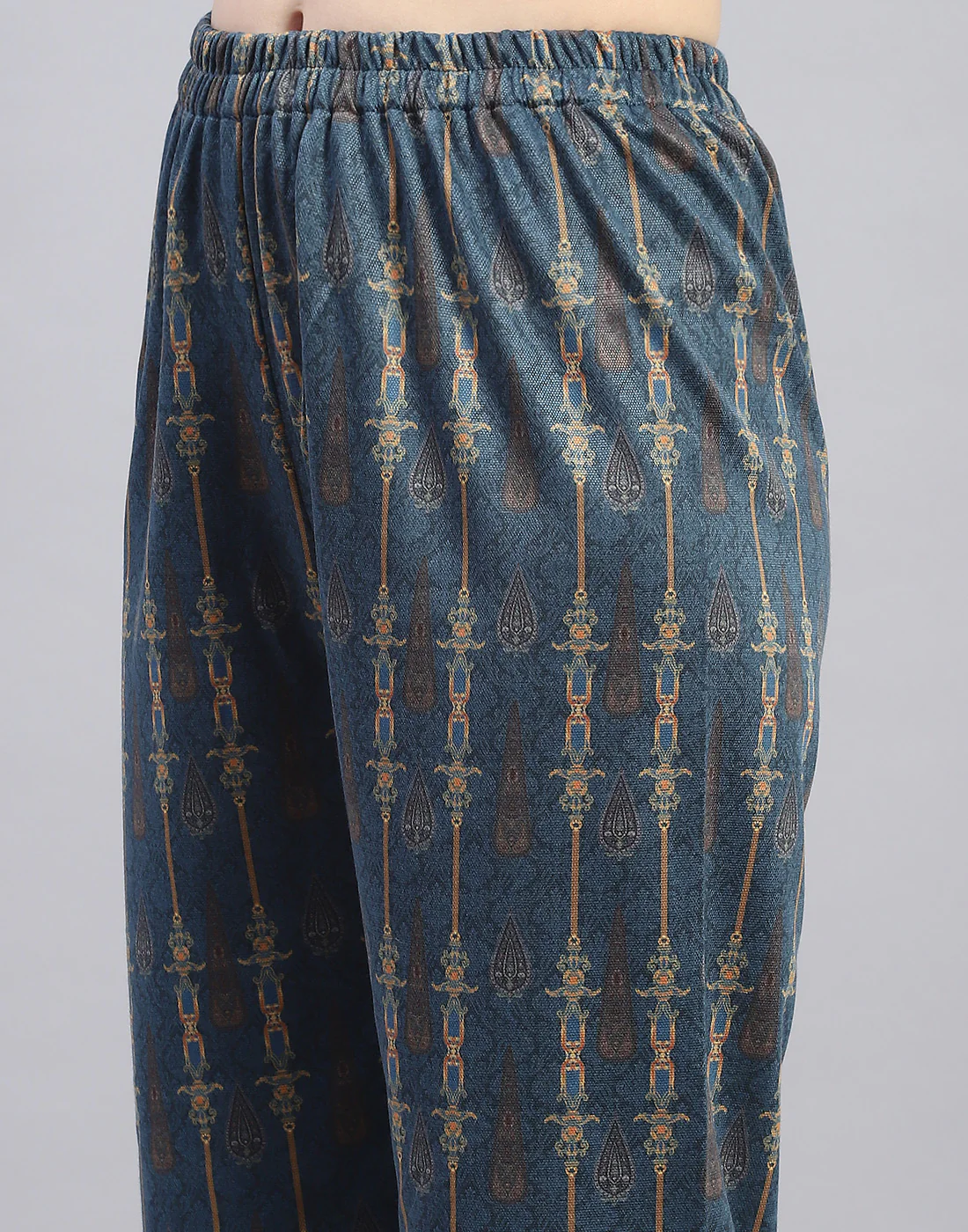 Women Teal Blue Embroidered Collar Full Sleeve Cords Set - Image 9