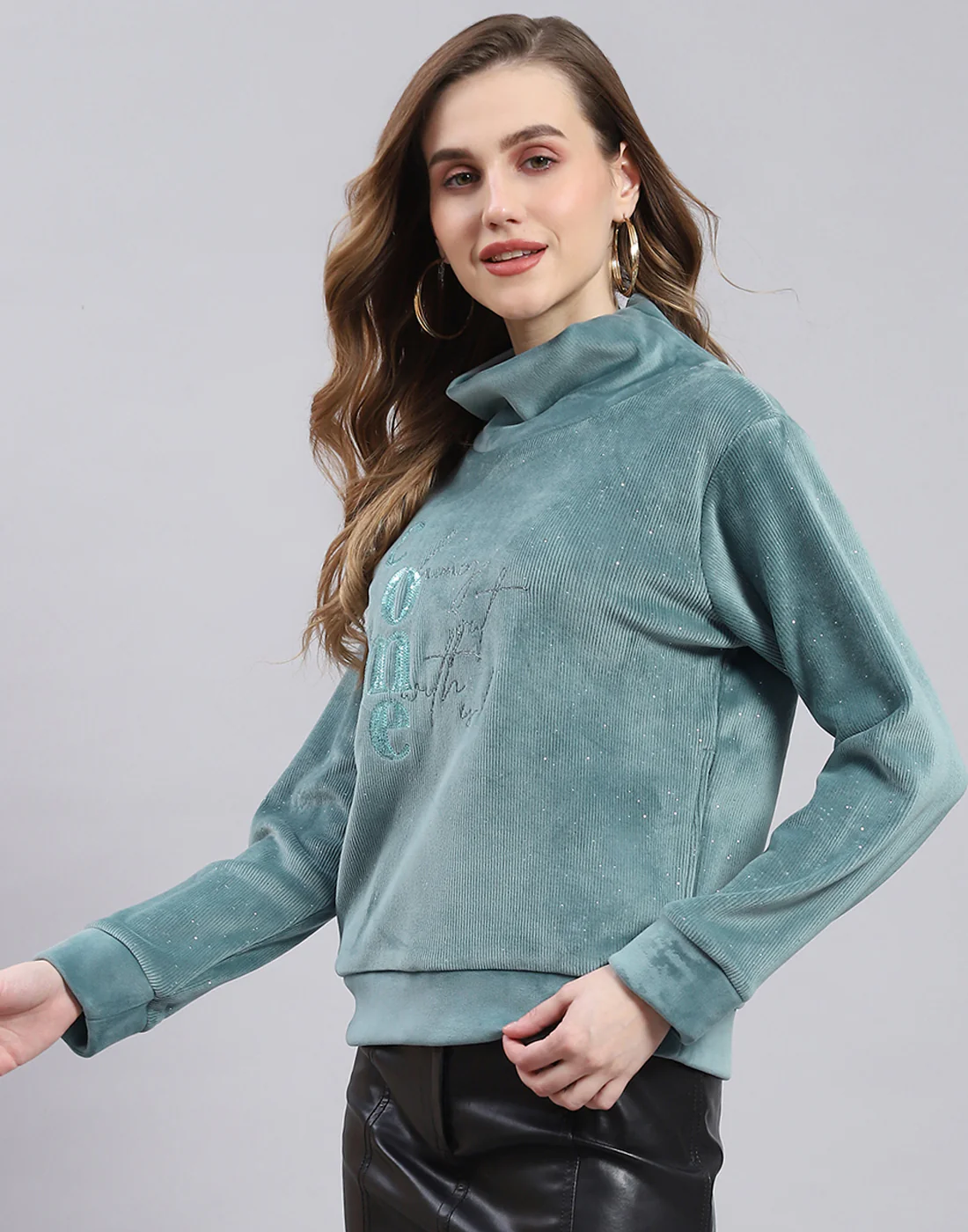 Women Teal Blue Embroidered Round Neck Full Sleeve Sweatshirt - Image 3