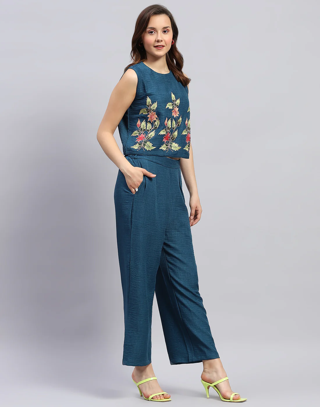 Women Teal Blue Floral Print Collar Neck Sleeveless Cords Set - Image 5