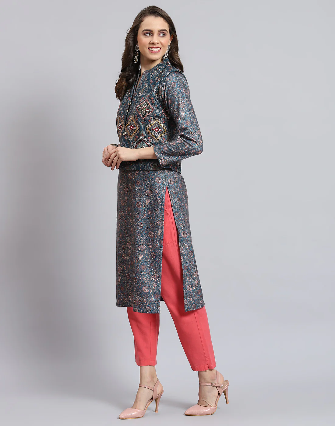 Women Teal Blue Printed Mandarin Collar Full Sleeve Kurtis Set - Image 4