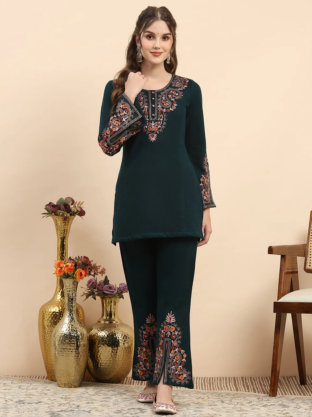 Women Teal Blue Printed Round Neck Full Sleeve Kurti Set for Winter
