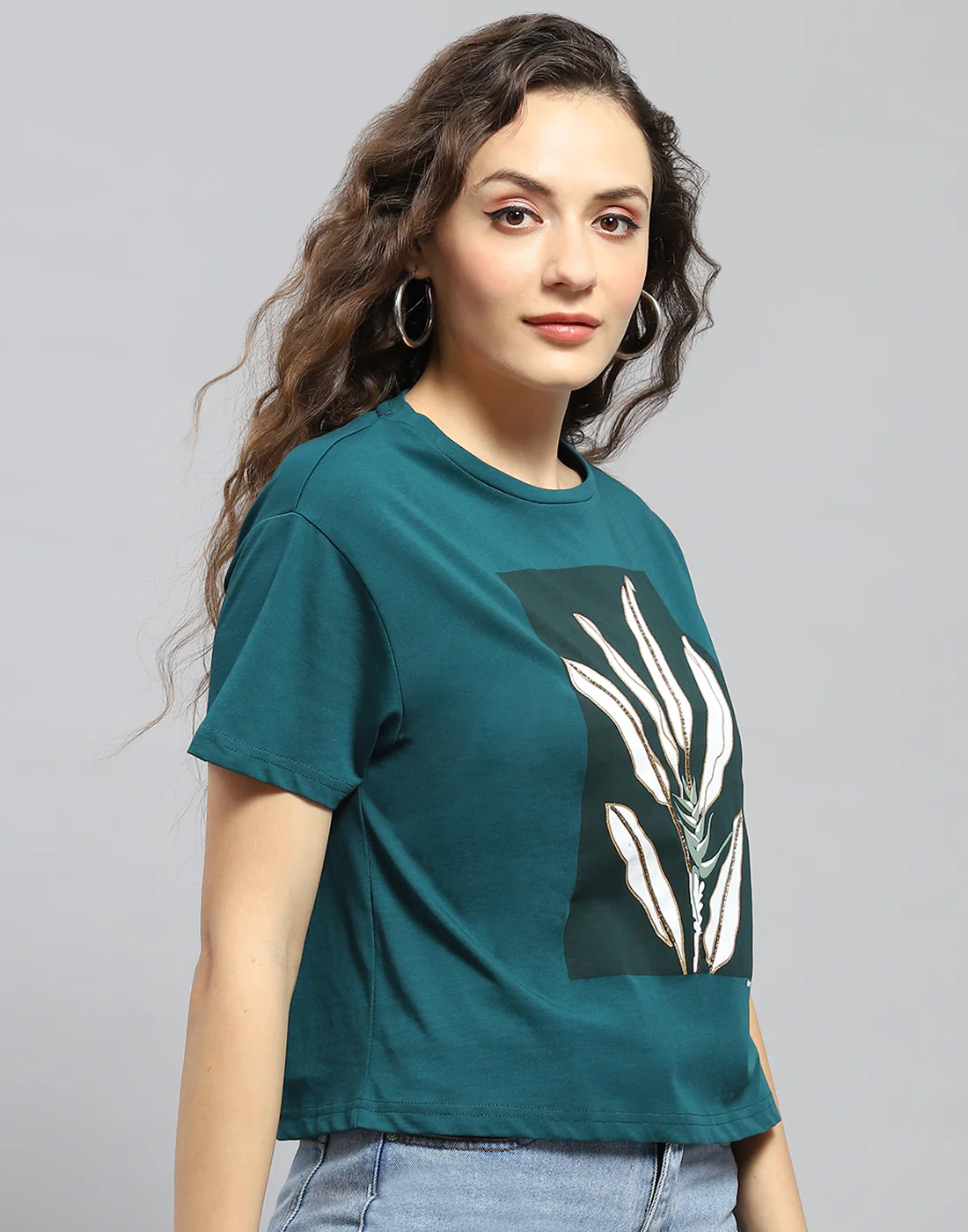 Women Teal Blue Printed Round Neck Half Sleeve Top - Image 4