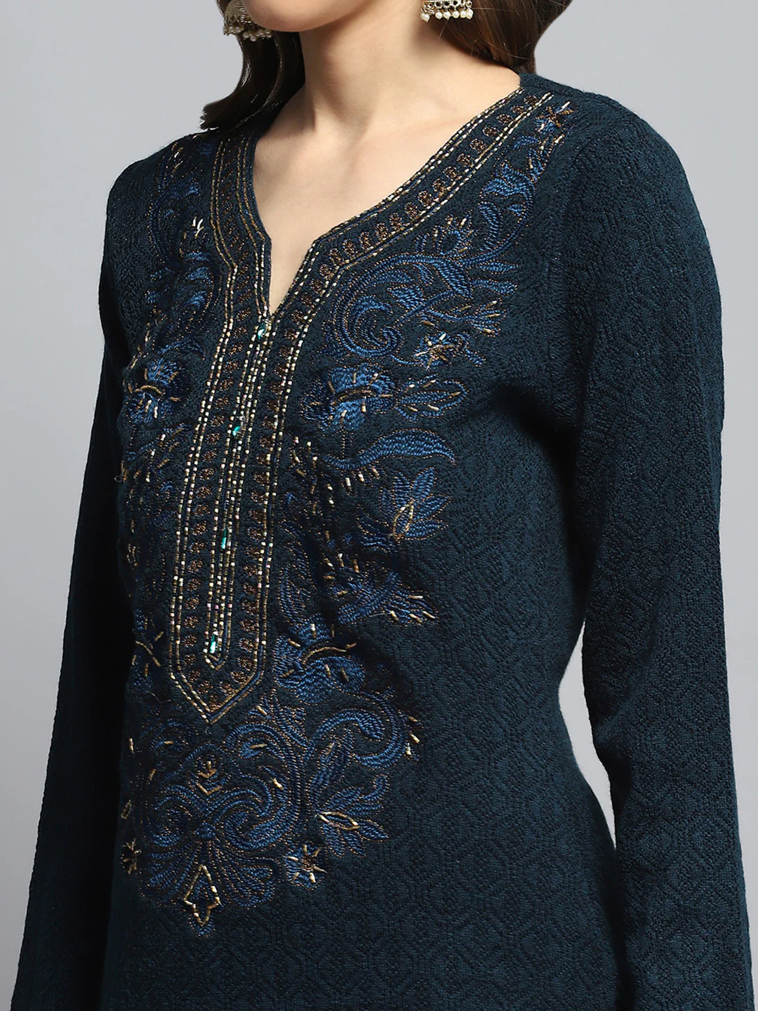 Women Teal Blue Self Design V Neck Full Sleeve Kurti Set - Image 6