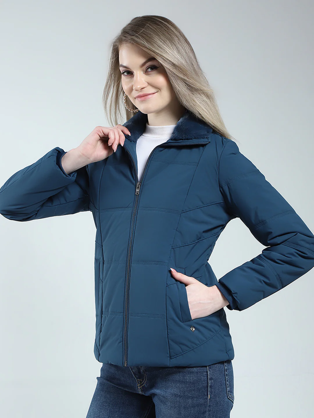 Women Teal Blue Solid Collar Full Sleeve Jacket - Image 3