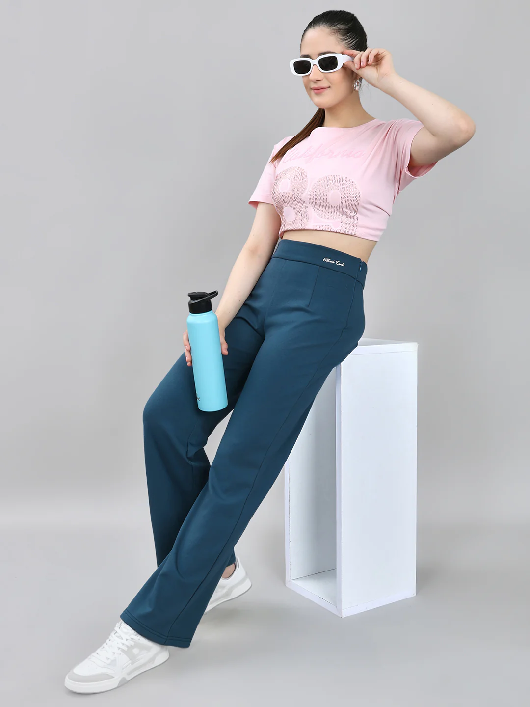 Women Teal Blue Solid Regular Fit Lower - Image 6