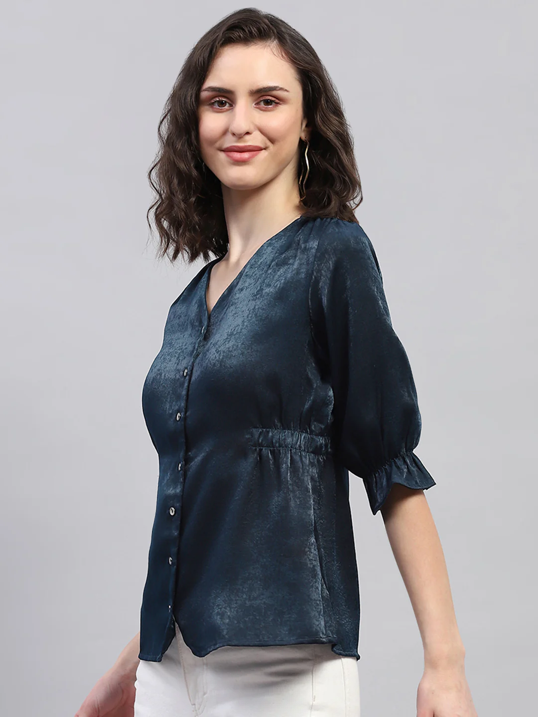 Women Teal Blue Solid V Neck 3/4 Sleeve Top - Image 4
