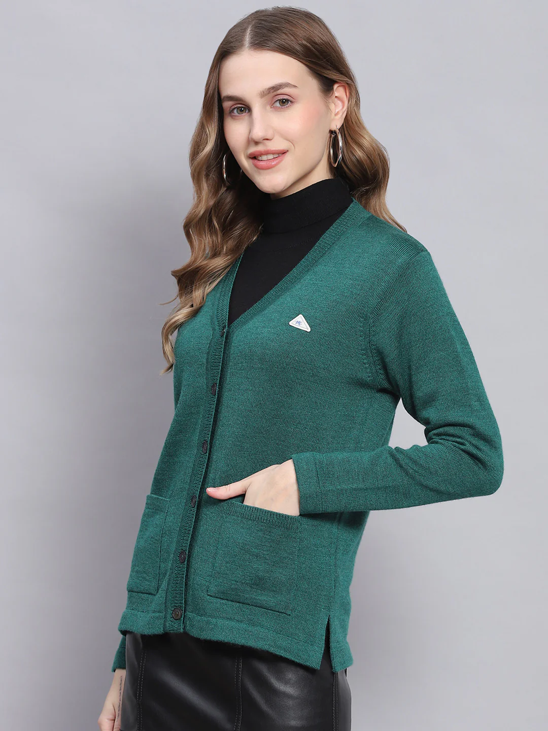 Women Teal Blue Solid V Neck Full Sleeve Cardigans - Image 3