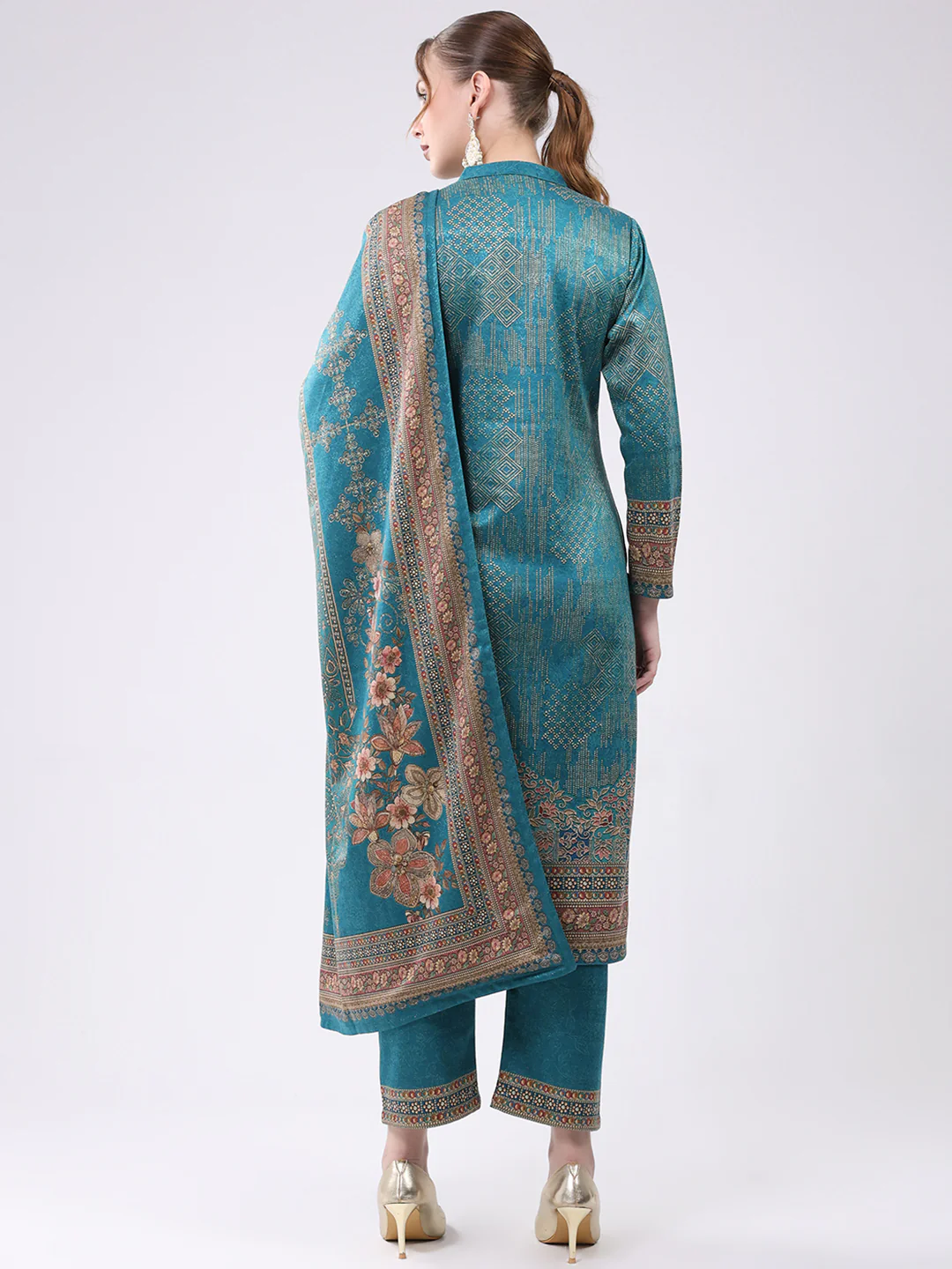 Women Turquoise Blue Printed Round Neck Full Sleeve Kurti Set for Winter - Image 5