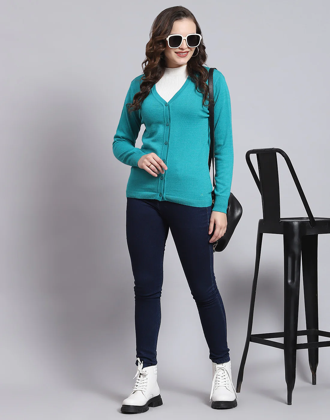 Women Turquoise Blue Solid V Neck Full Sleeve Cardigan - Image 2