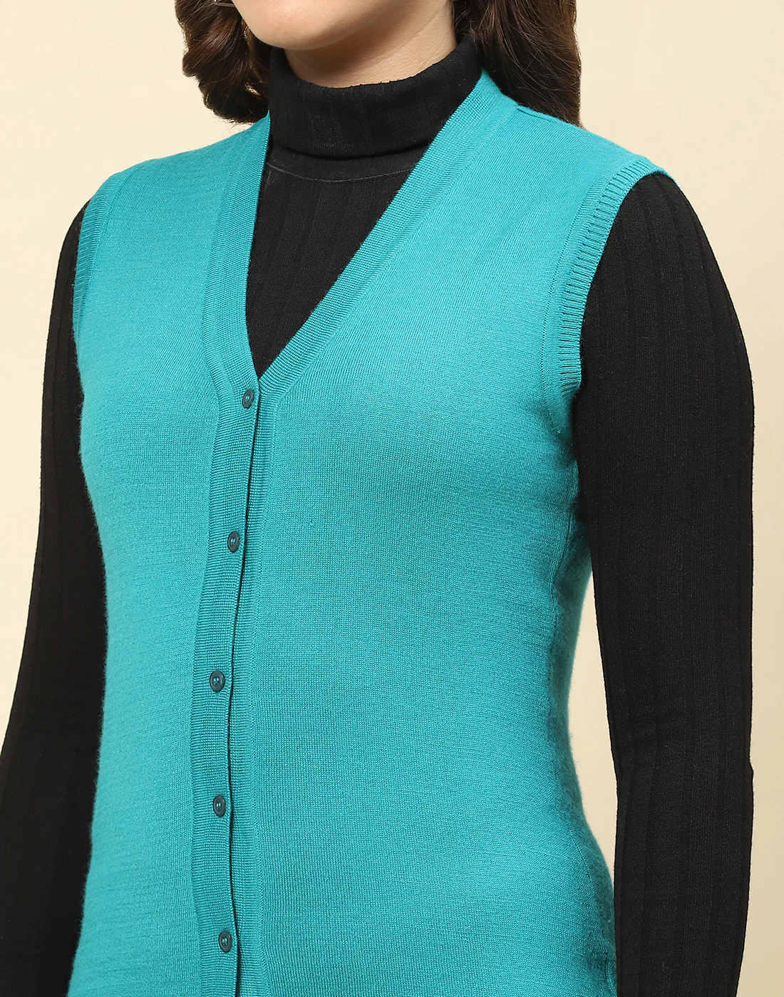 Women Turquoise Blue Solid V Neck Sleeveless Cardigan - Image 6