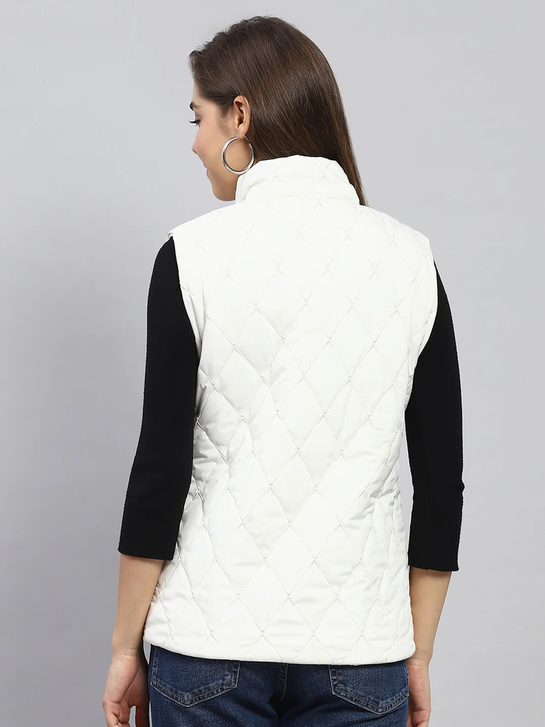 Women White Embroidered Mock Neck Sleeveless Jacket - Image 5