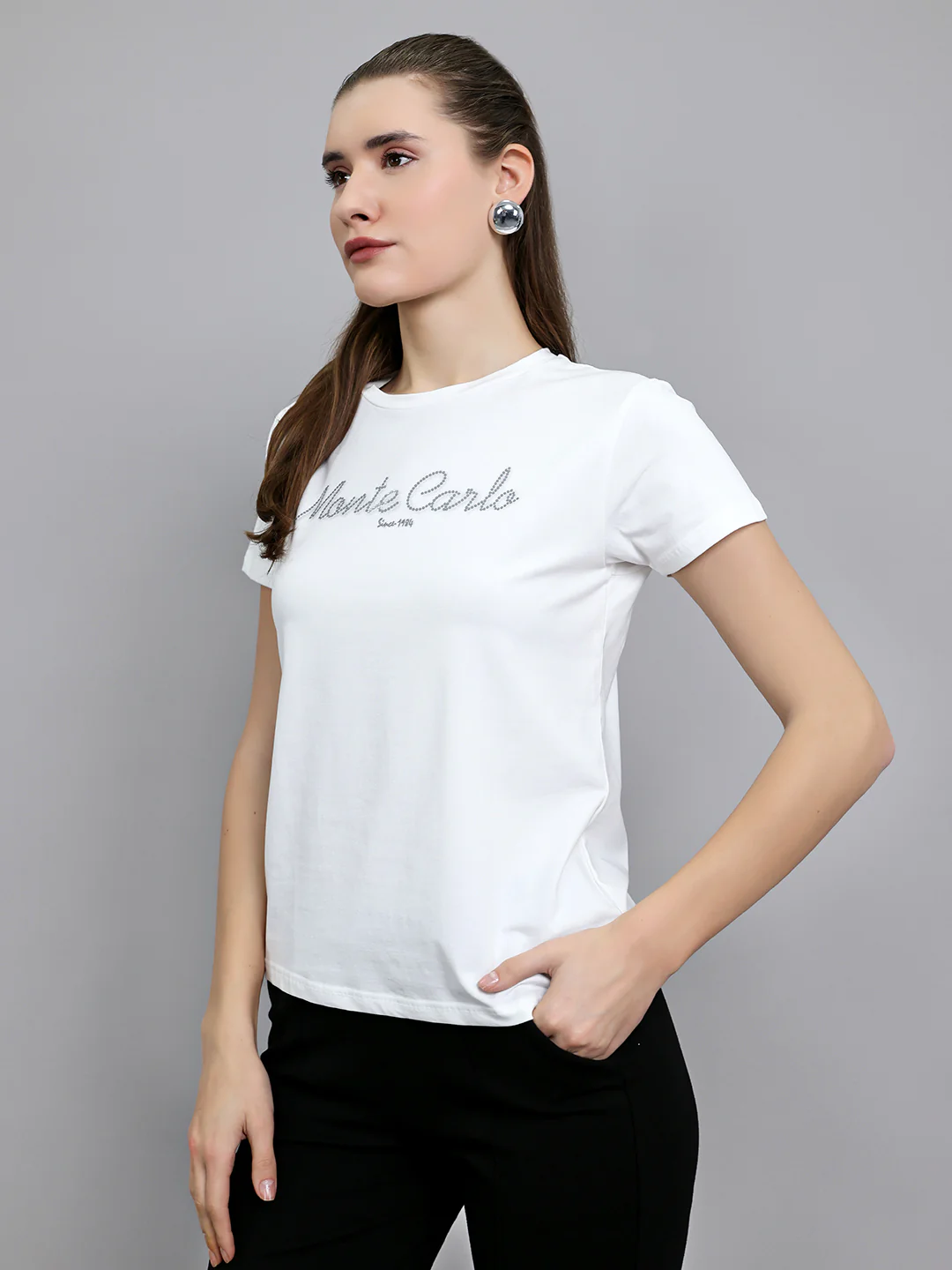 Women White Embroidered Round Neck Half Sleeve Top - Image 2