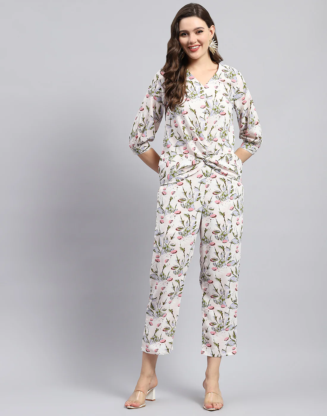 Women White & Pink Floral Print V Neck 3/4 Sleeve Cords Set - Image 3
