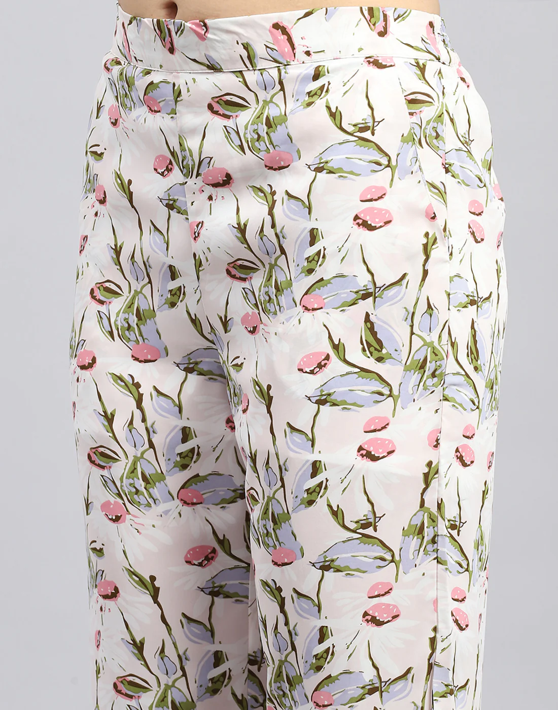 Women White & Pink Floral Print V Neck 3/4 Sleeve Cords Set - Image 8