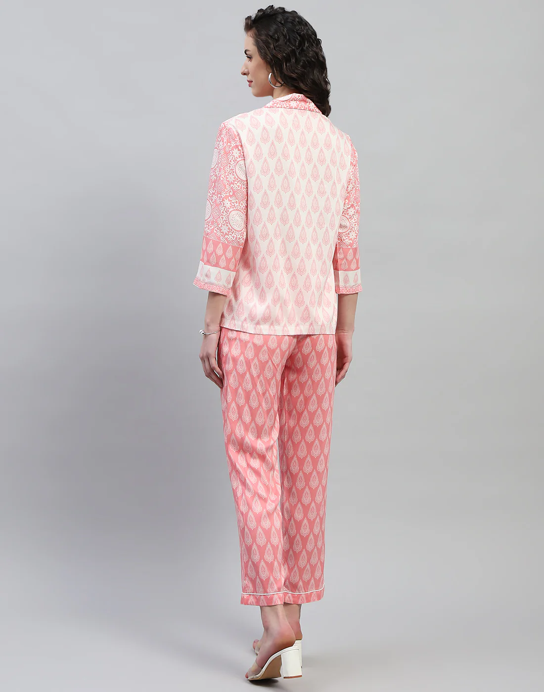 Women White & Pink Printed Collar Neck 3/4 Sleeve Lower Set - Image 6