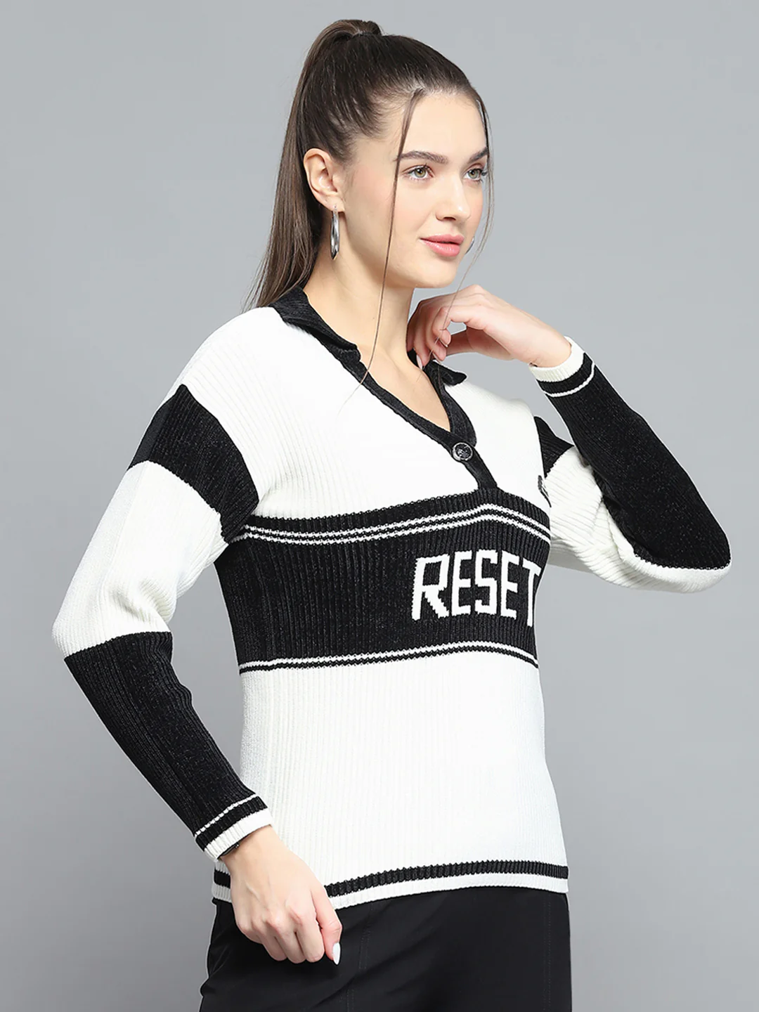 Rock.it Women White Printed Collar Full Sleeve Pullover - Image 4