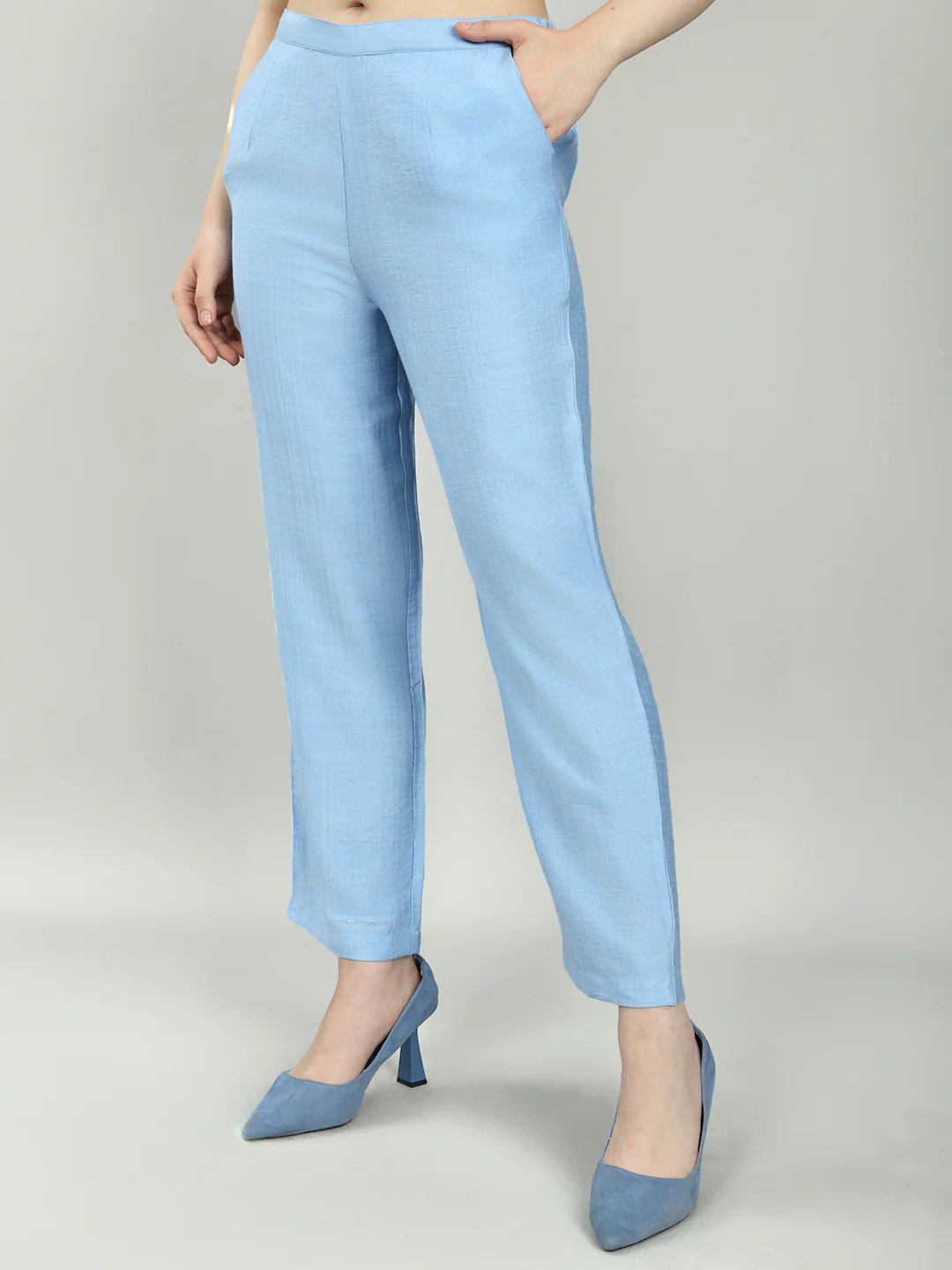 Women White Printed Round Neck Half Sleeve Cords Set - Image 6
