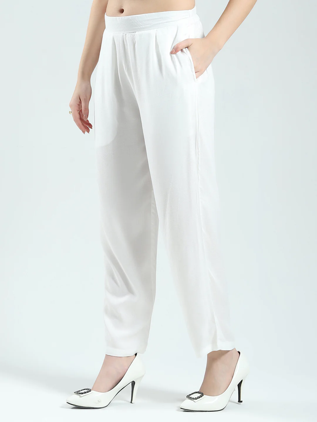 Women White Printed Round Neck Half Sleeve Cords Set - Image 6