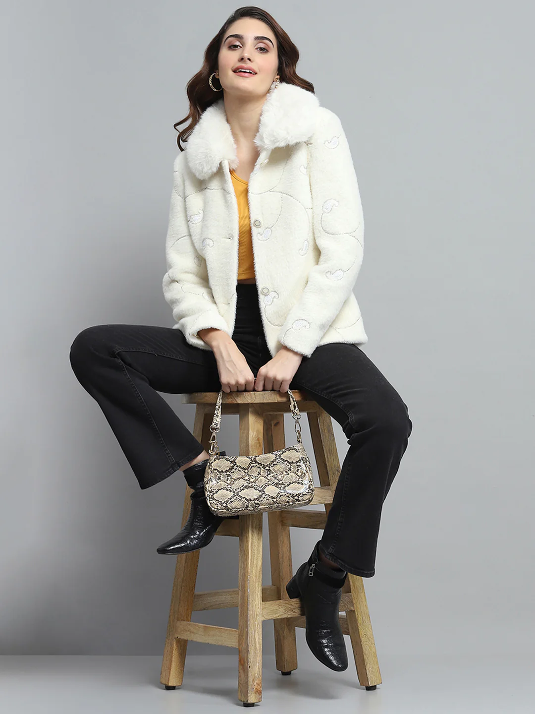 Women White Self Design Collar Full Sleeve Coat - Image 2