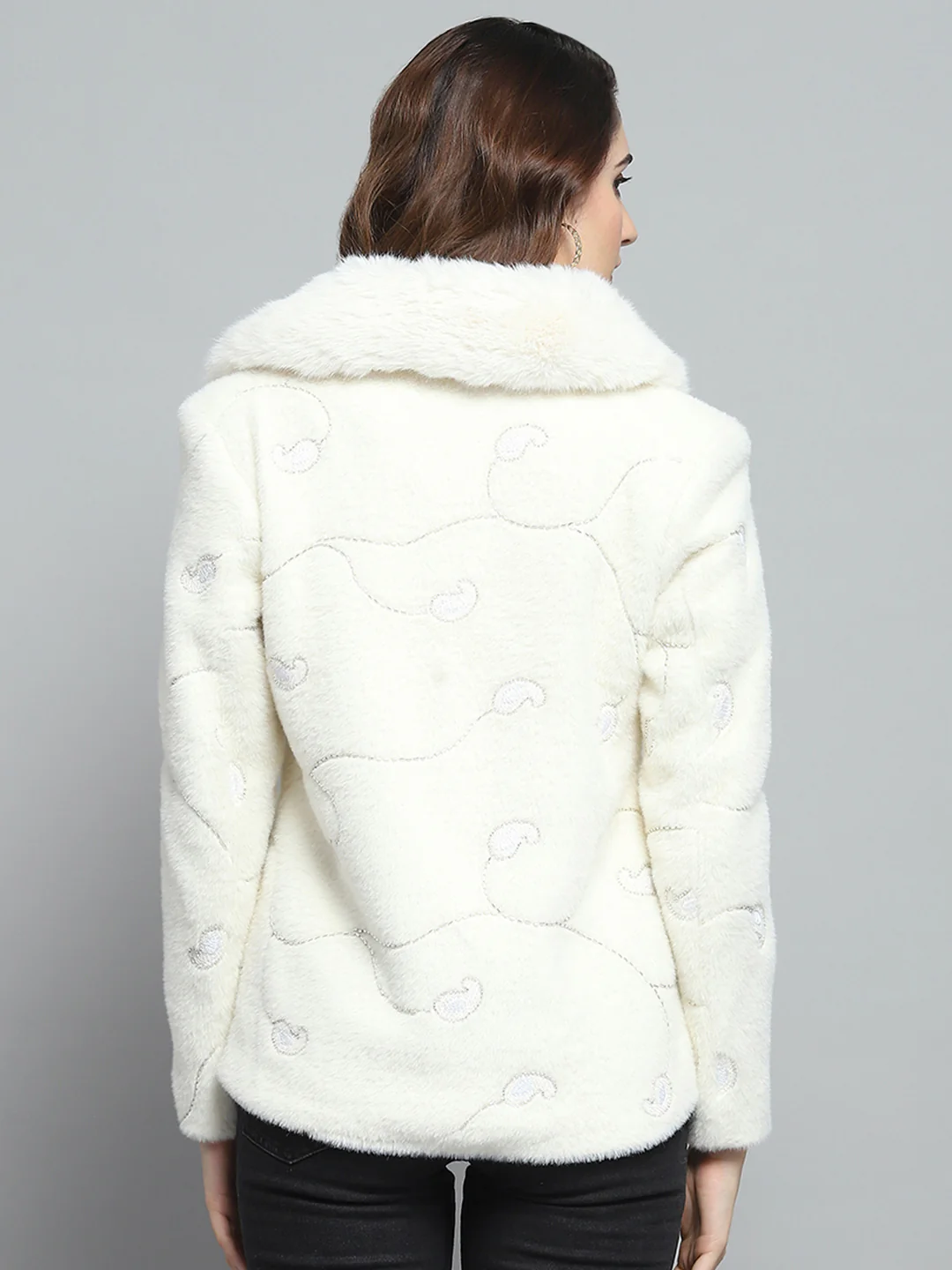 Women White Self Design Collar Full Sleeve Coat - Image 5