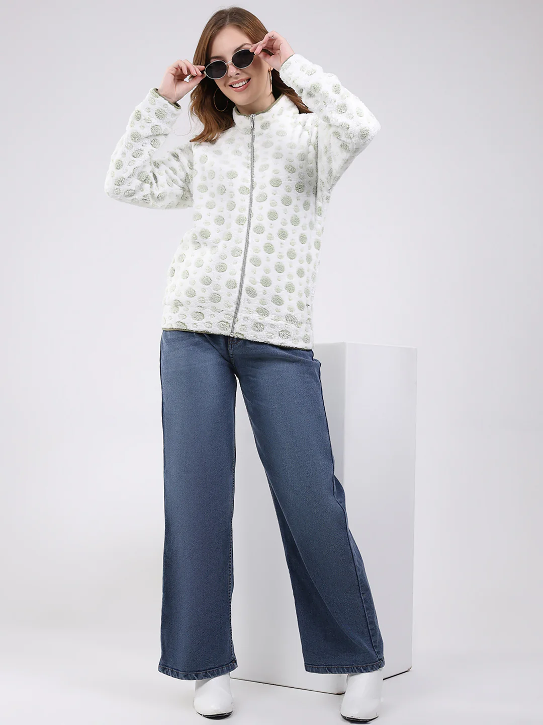 Women White Self Design Mock Neck Full Sleeve Sweatshirt - Image 2