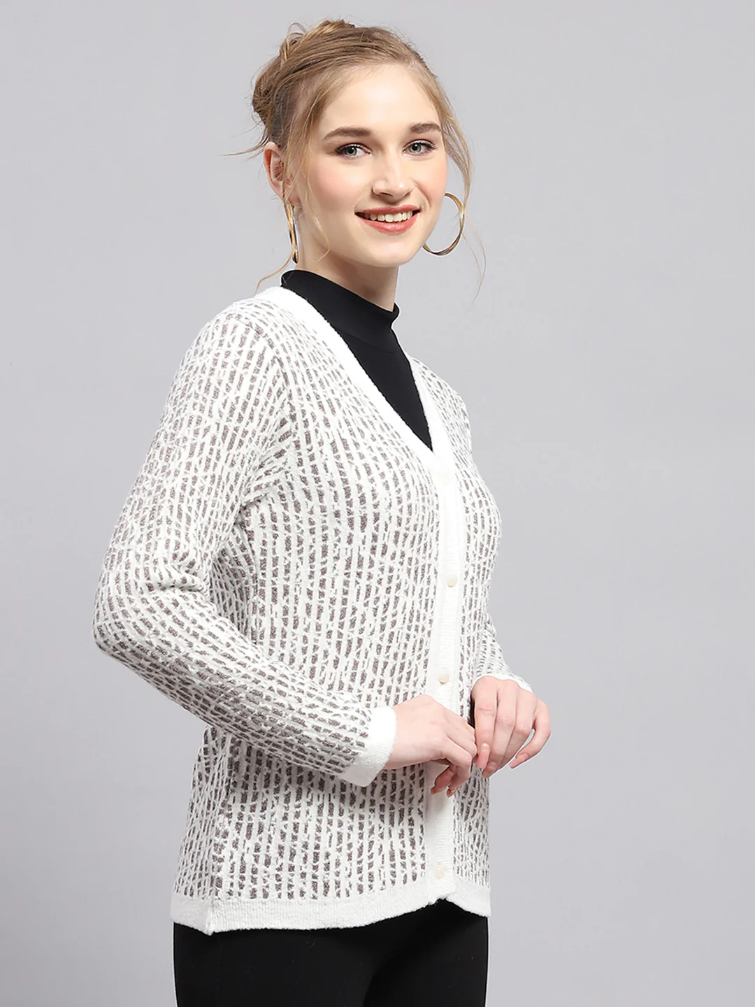 Women White Self Design V Neck Sleeveless Cardigan - Image 3