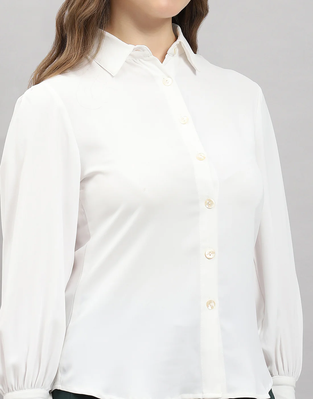 Women White Solid Collar Full Sleeve Top - Image 6