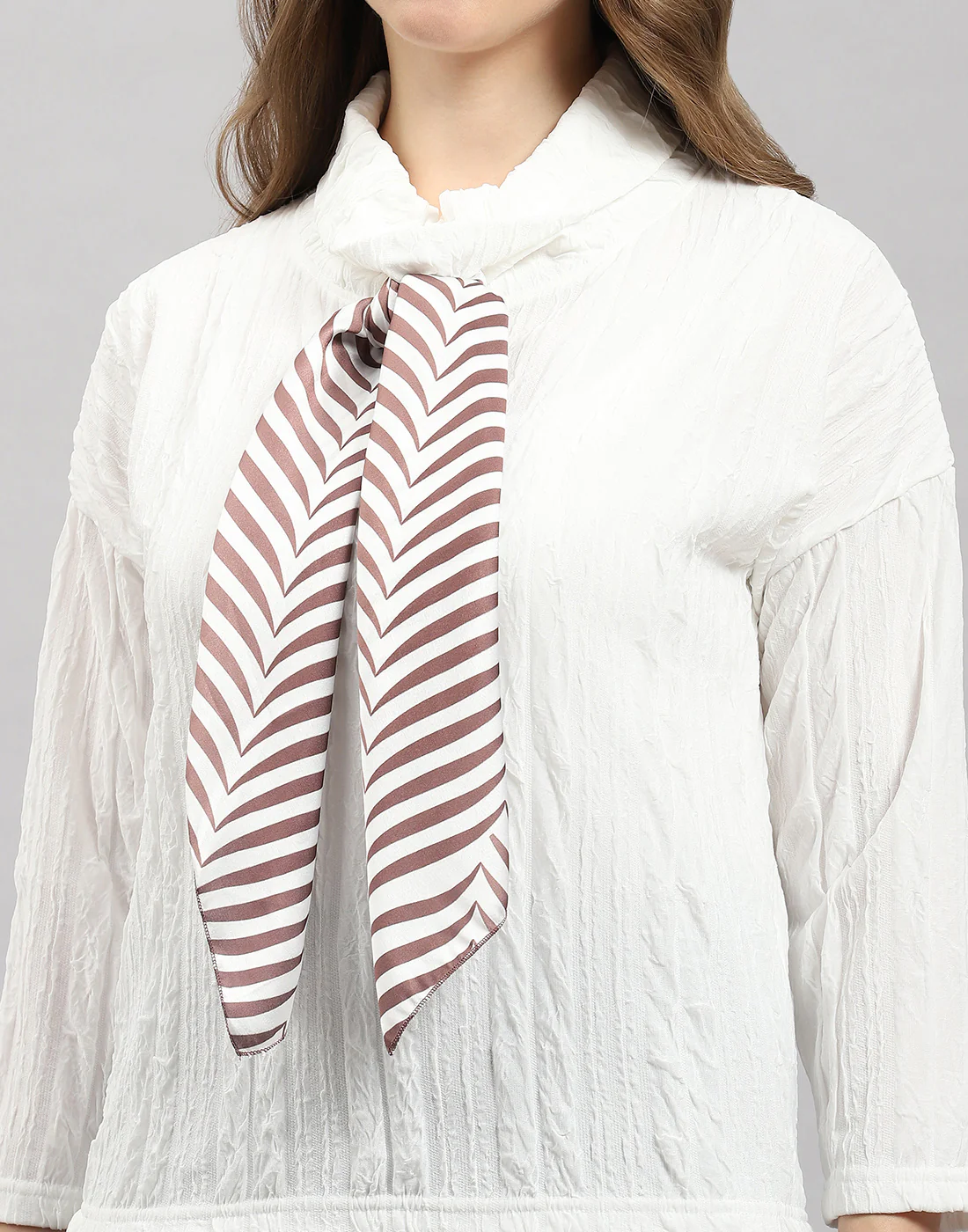Women White Solid Mock Neck Full Sleeve Winter Top - Image 6