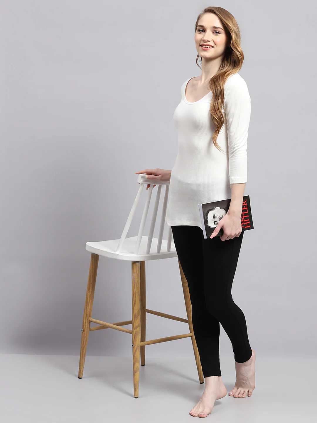 Women White Solid Round Neck 3/4th Sleeve Thermal Vest - Image 2